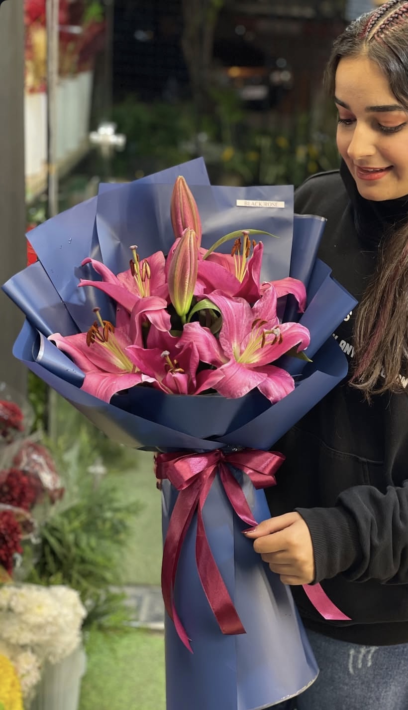 دسته‌گل عروس مینیمال